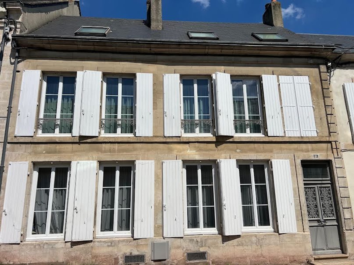 Maison 9 pièces 233 m²