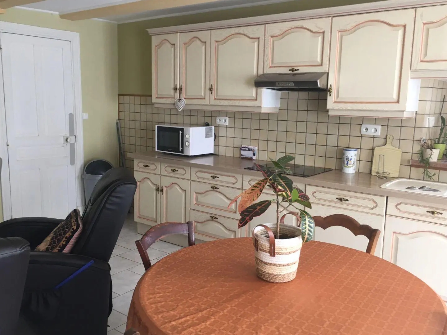 Maison à vendre - 3 pièces - 75m2 - Condat (15190)