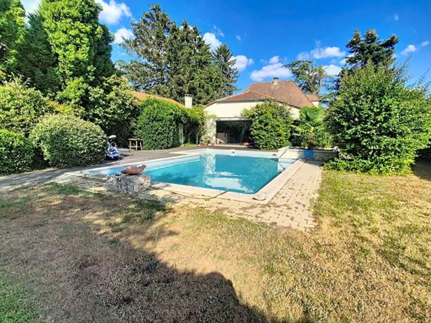 Maison 6 pièces 198 m²