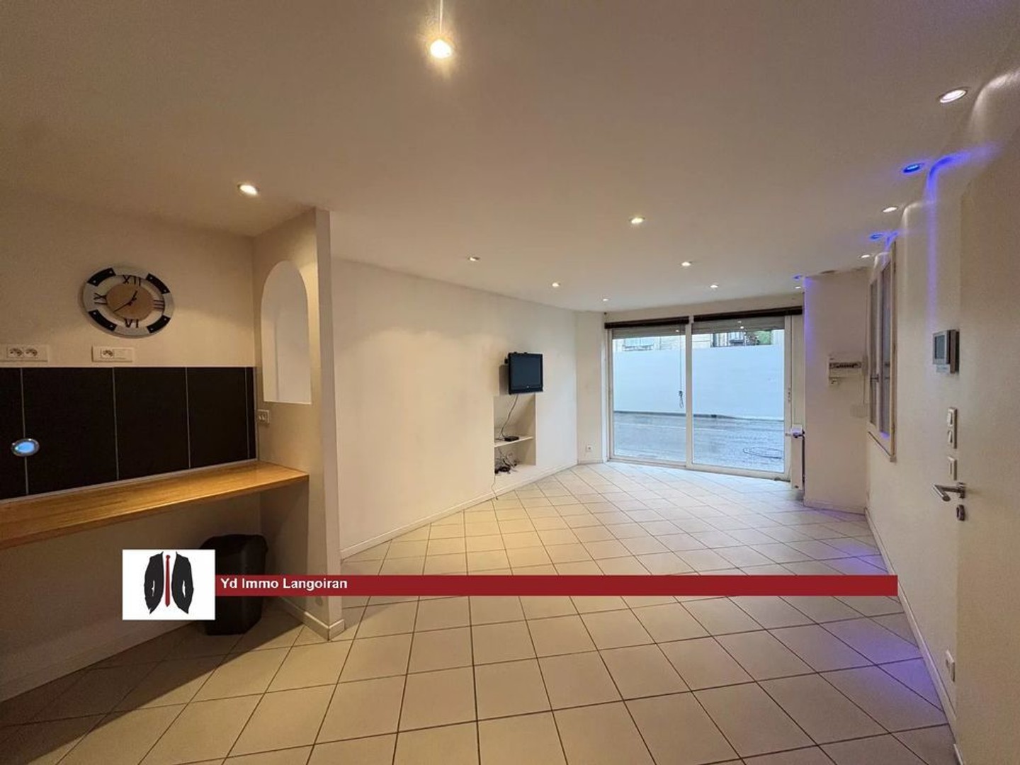 Local commercial / Appartement Langoiran