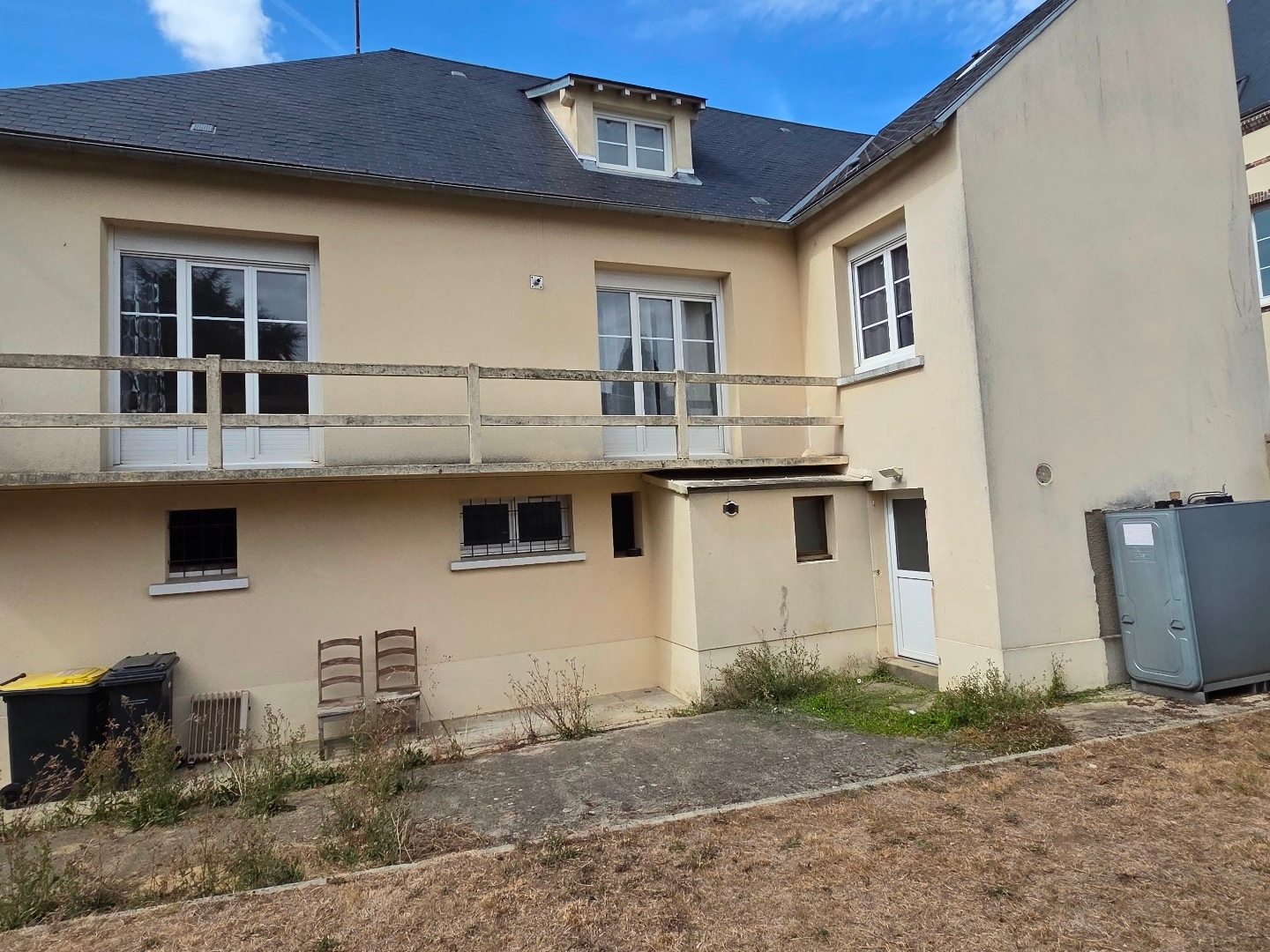 Immeuble à vendre - 171m2 - La Loupe (28240)