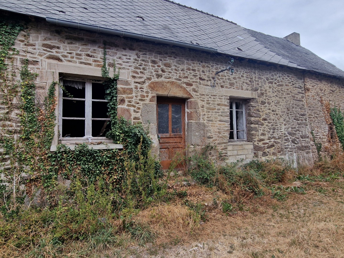 Maison à vendre - 2 pièces - 46m2 - La Chapelle-Au-Ri... (53440)