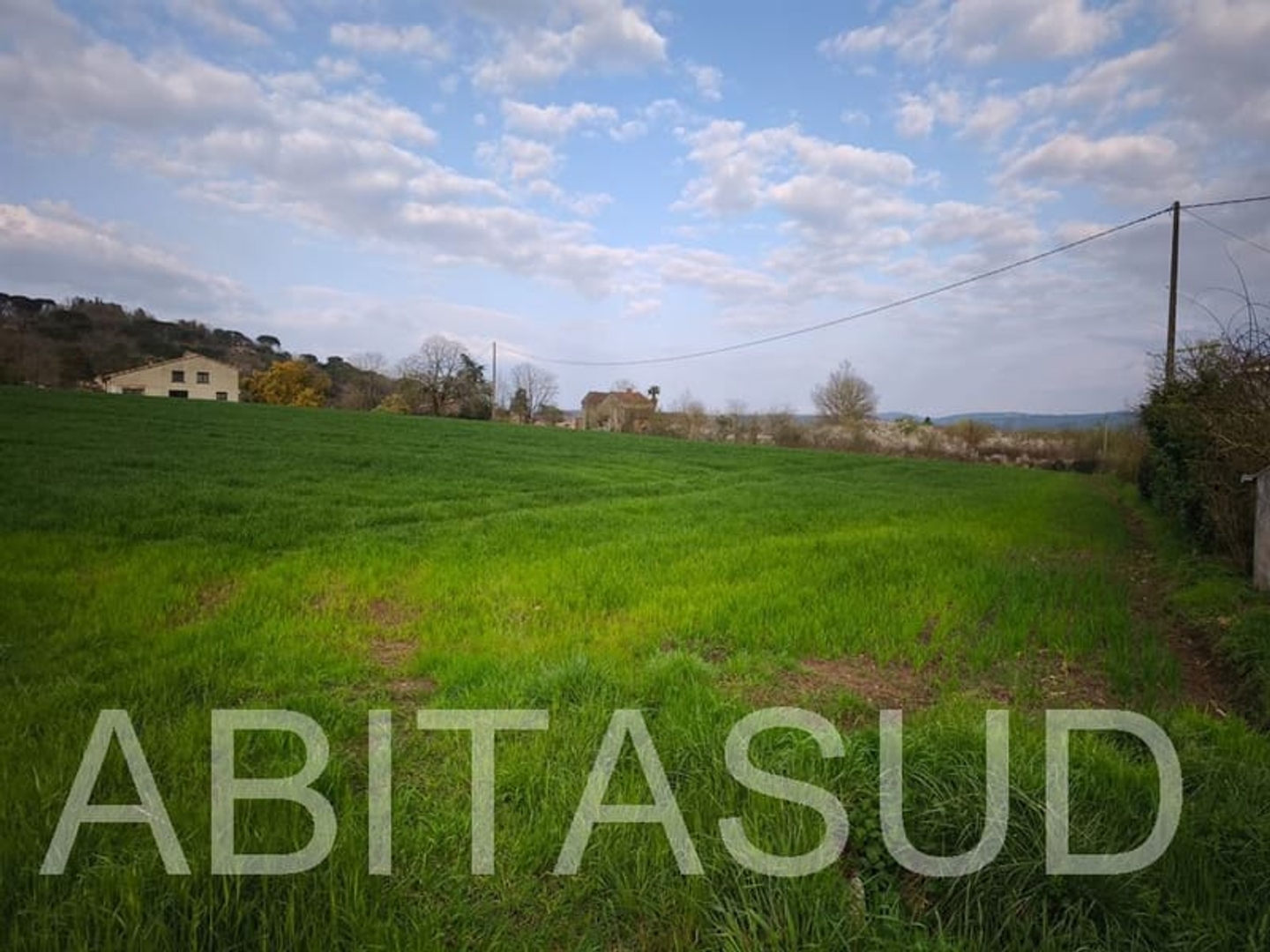 Terrain à bâtir de 33553 m² proximité centre-ville