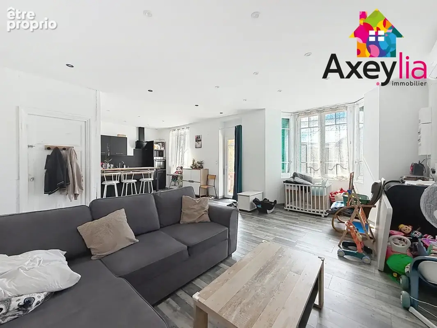 Maison à vendre - 5 pièces - 90m2 - Pouilly-Sous-Char... (42720)