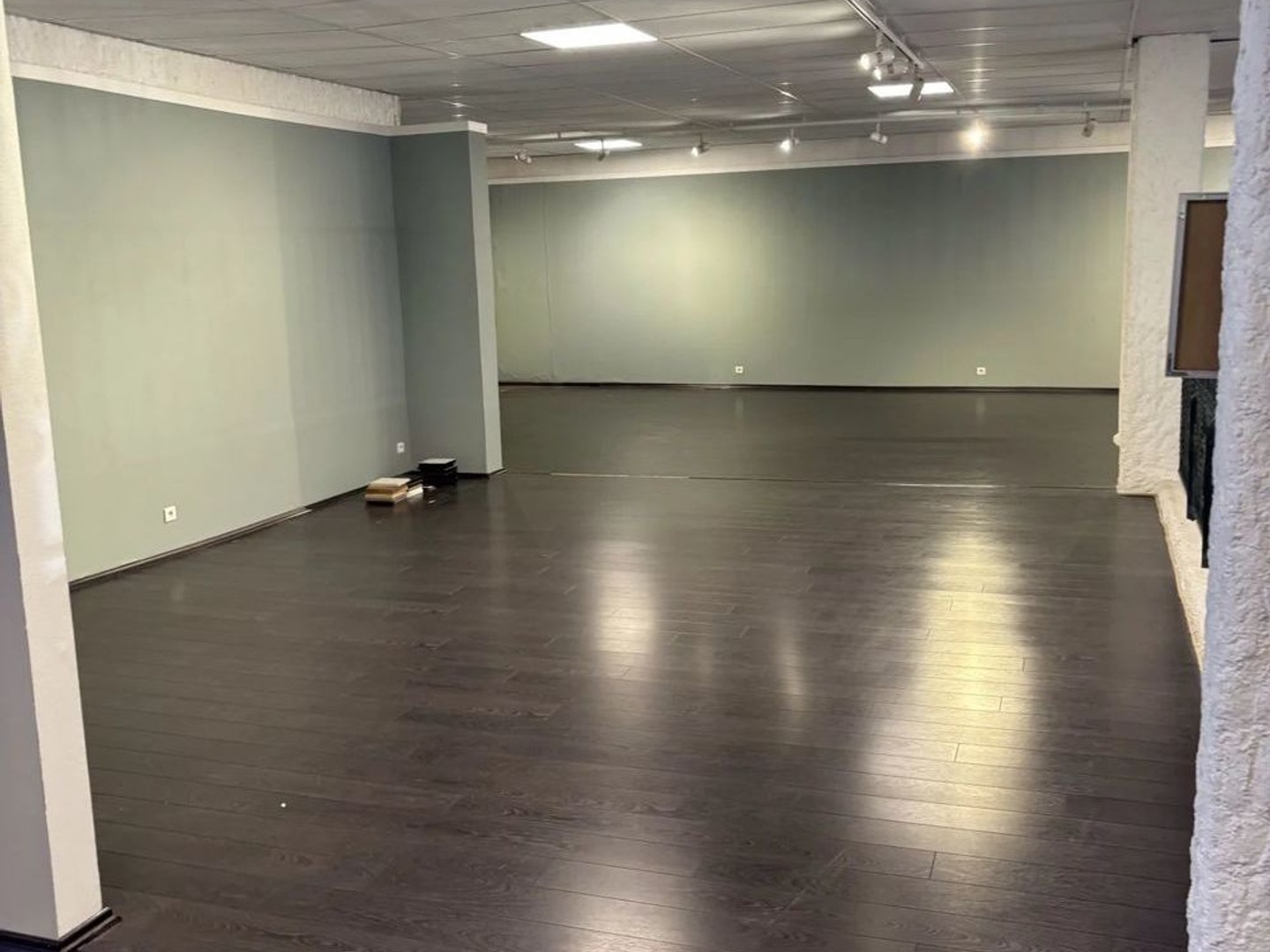 Bureaux à vendre - 50m2 - Théza (66200)