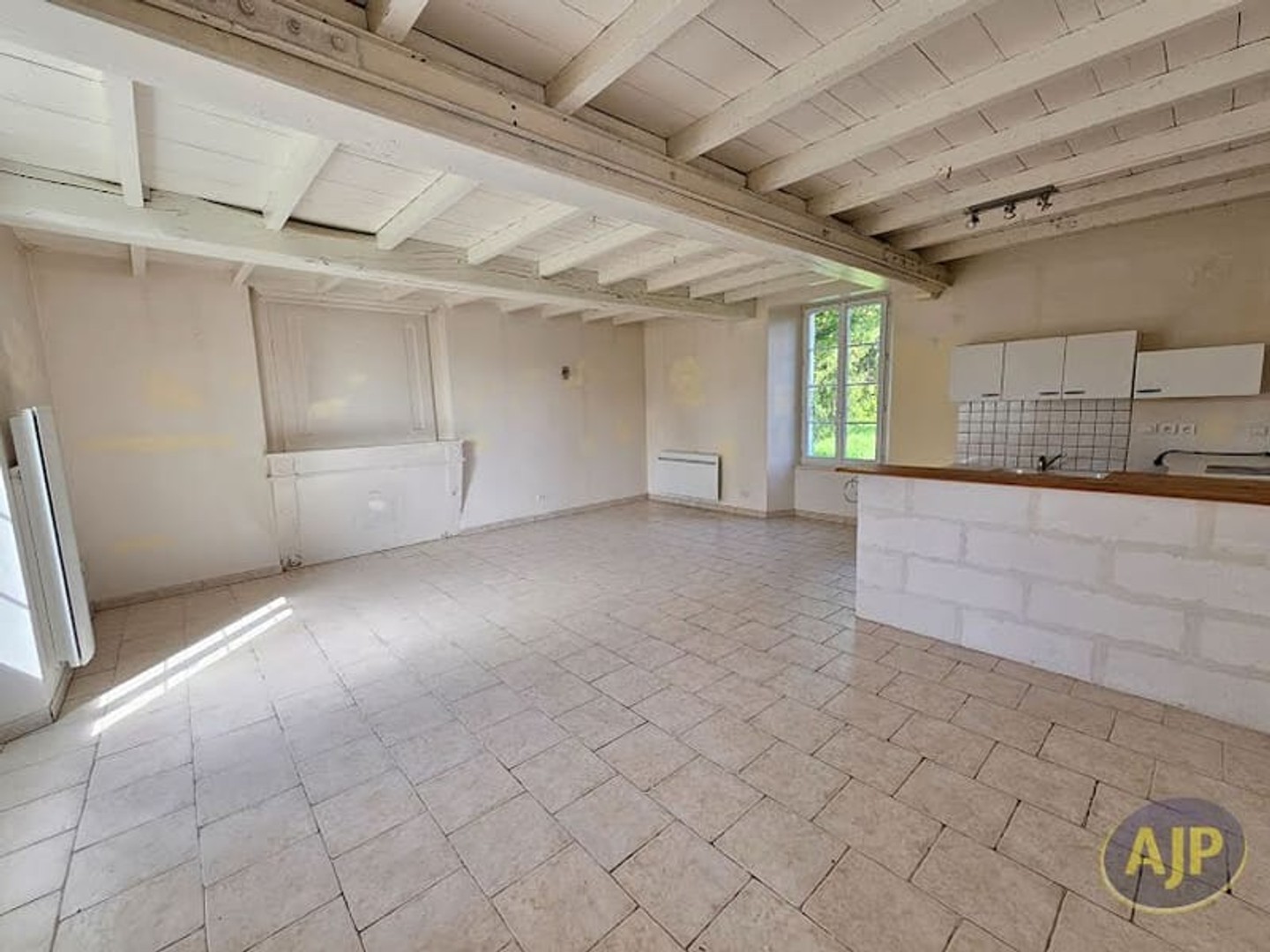 Maison 13 pièces 313 m²