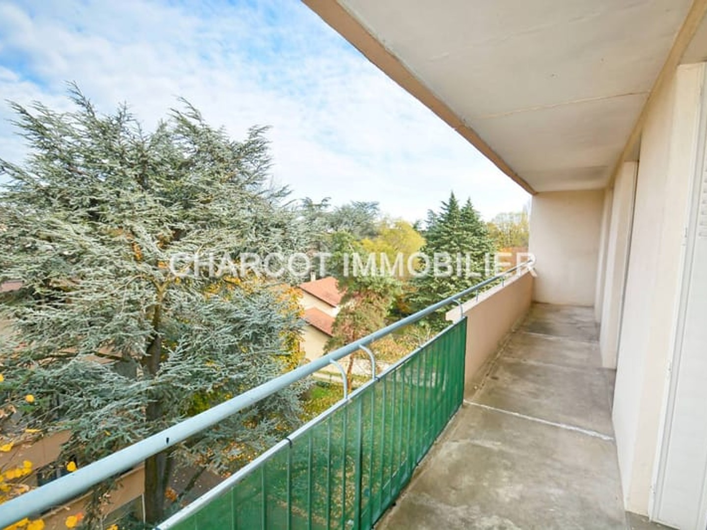Appartement traversant de type 5 83,08 m2 Lyon 5ème