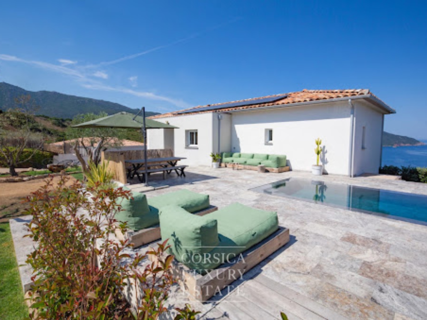 Villa 8 pièces 200 m²