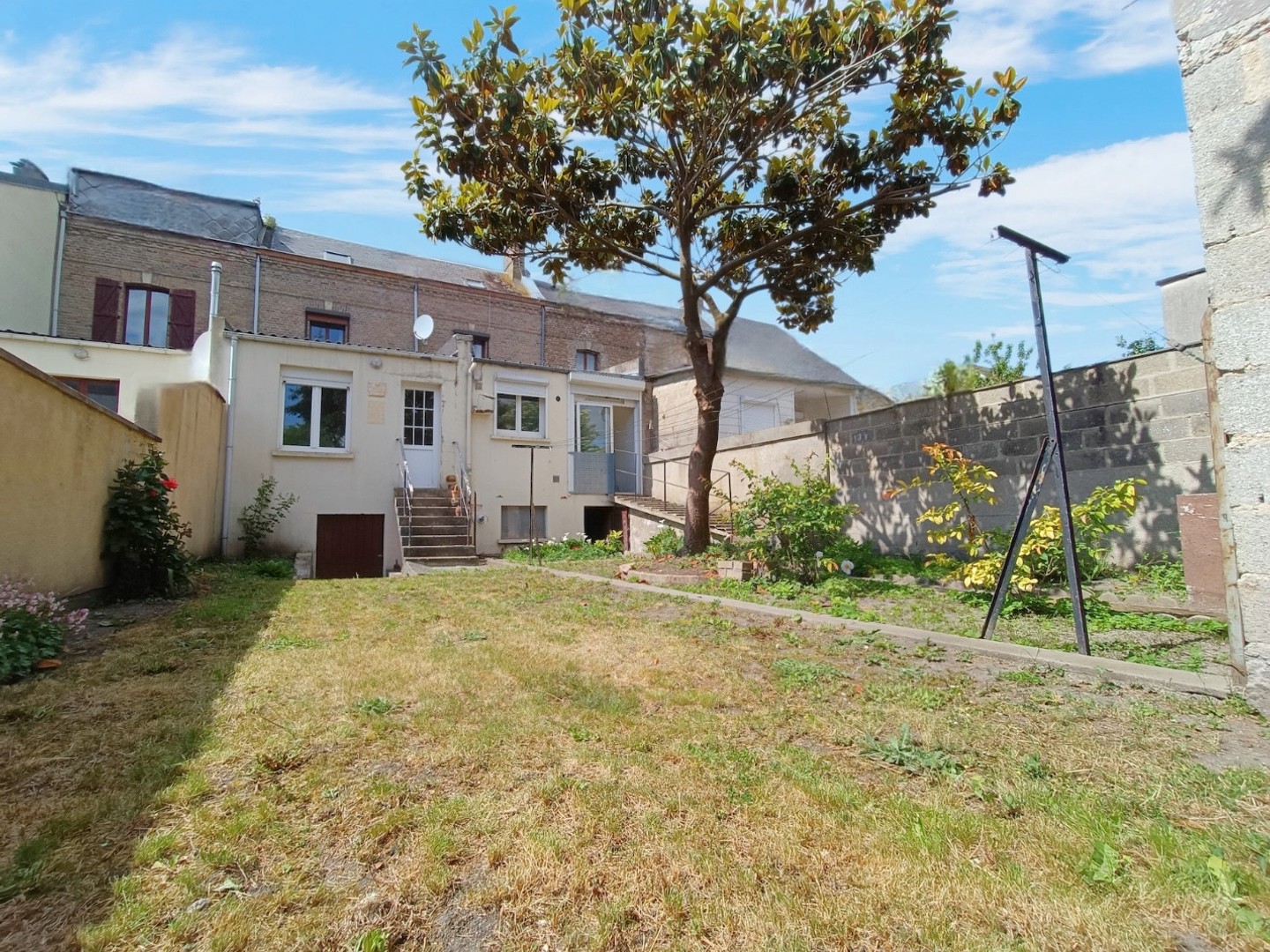 Maison familiale jardin et garage