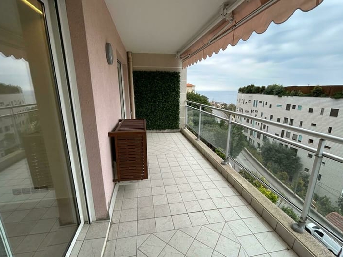 Appartement à vendre - 3 pièces - 62m2 - Cap-D'ail (06320)