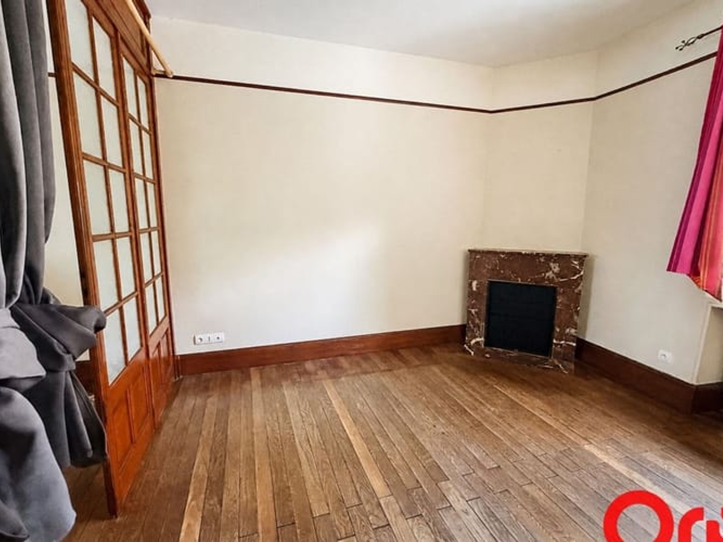 Maison à vendre - 6 pièces - 157m2 - Saint-Amand-Montrond (18200)
