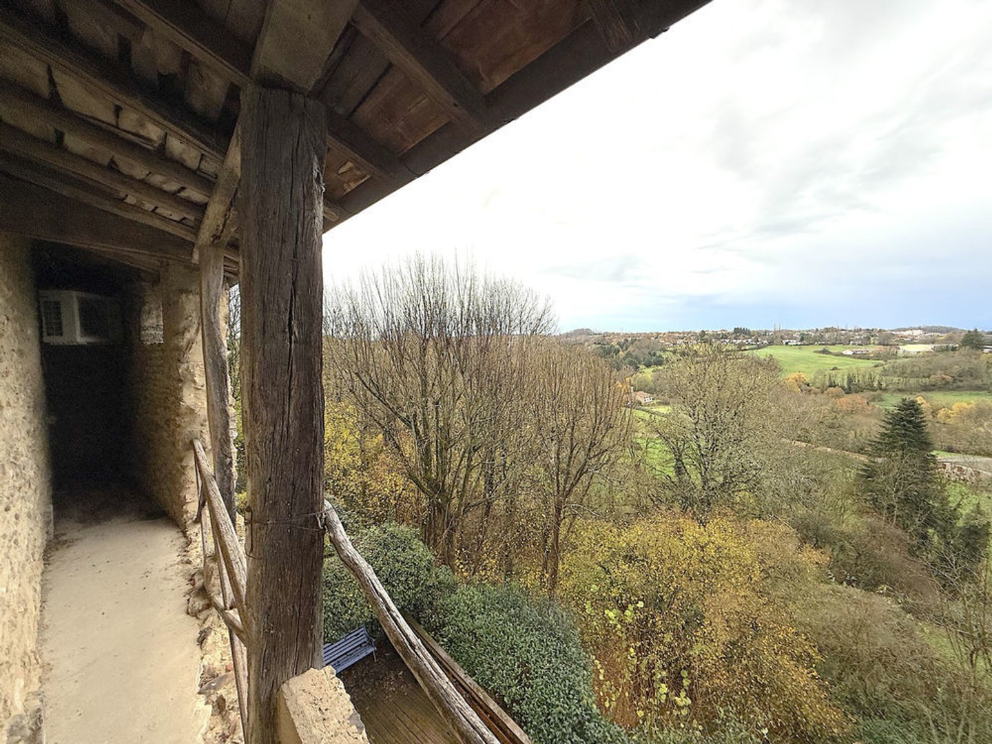 Maison à vendre - 4 pièces - 138m2 - Pérouges (01800)
