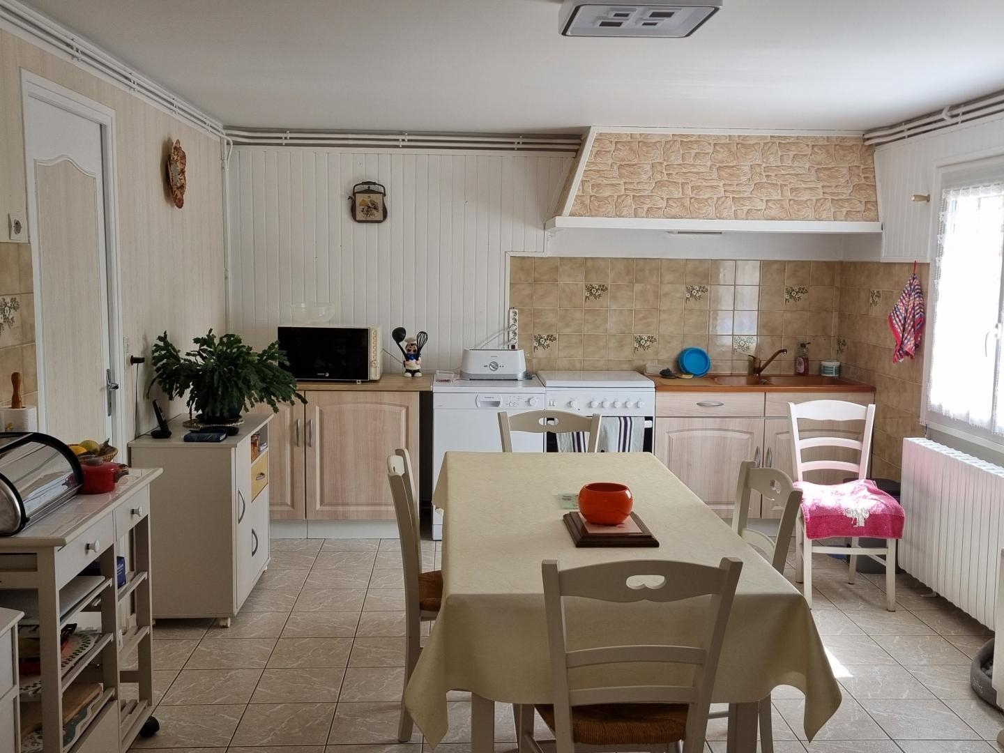 Maison à vendre - 7 pièces - 134m2 - Abjat-Sur-Bandiat (24300)