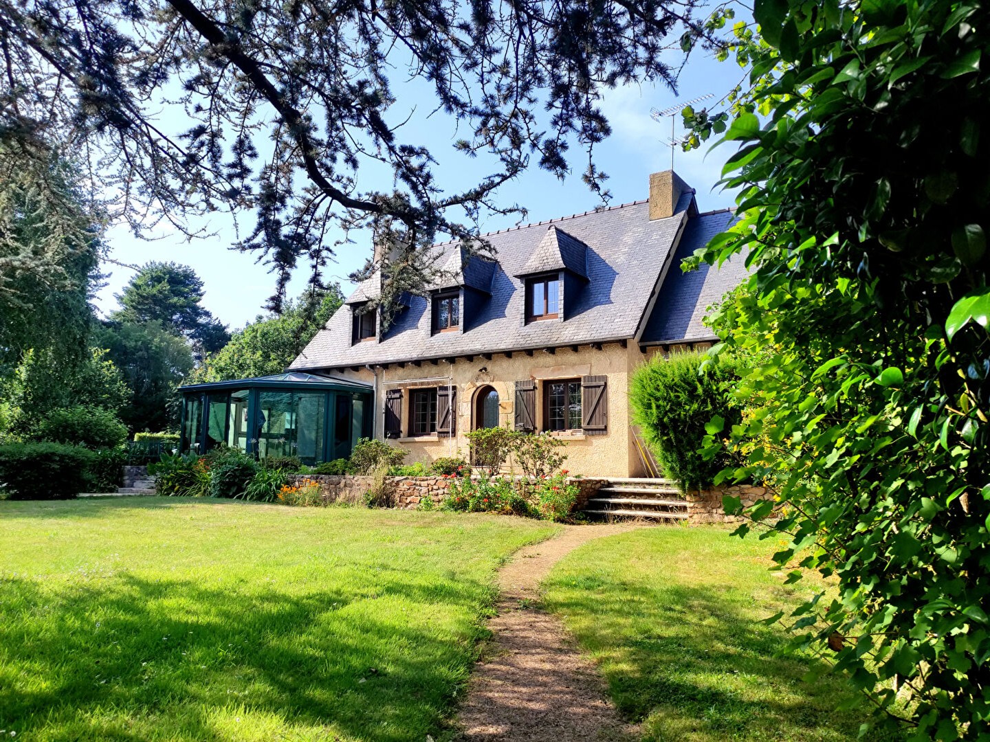 Maison 8 pièces 170 m²