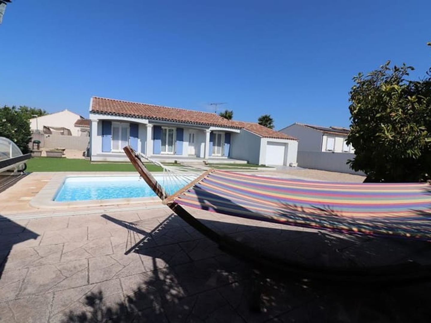 BELLEGARDE Maison 113 m² avec piscine sur 800 m² de terrain