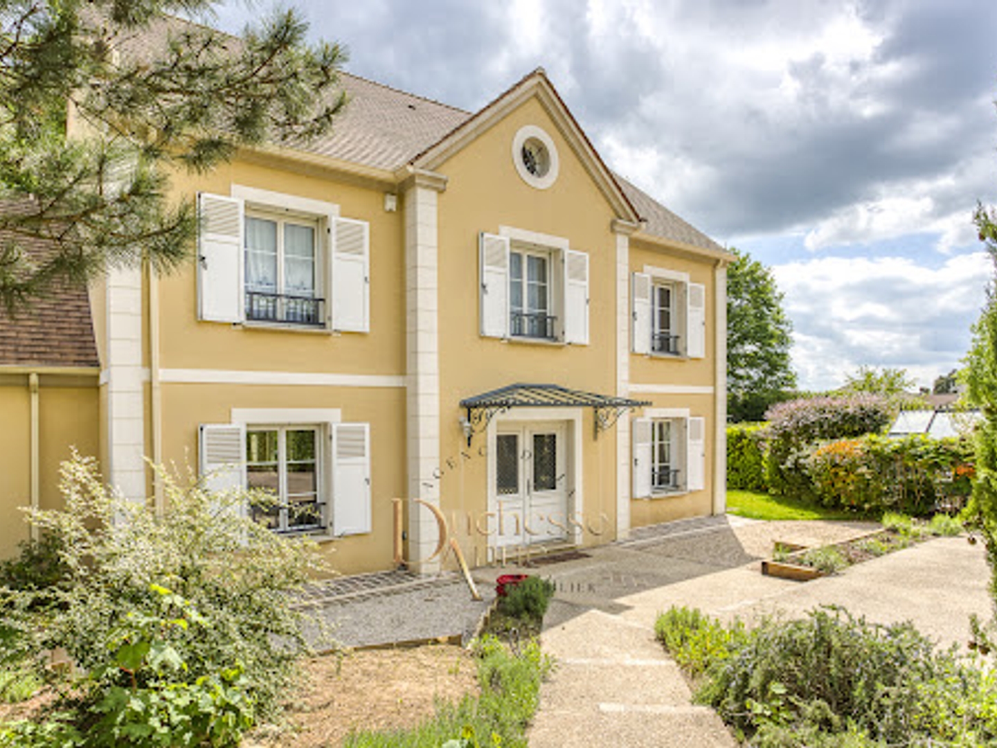 Propriété 10 pièces 265 m²