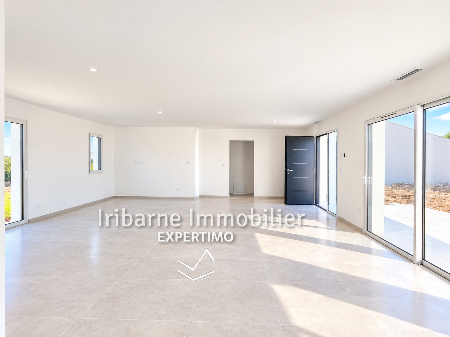 Maison à vendre - 4 pièces - 110m2 - Saintes (17100)