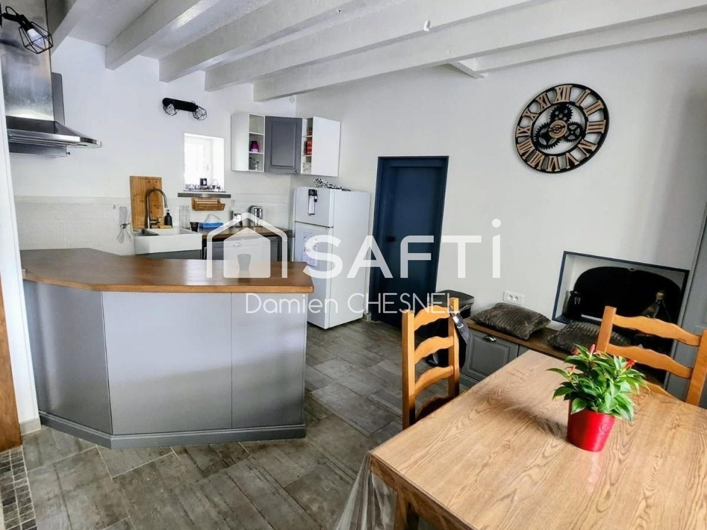 Maison à vendre - 4 pièces - 100m2 - Saint-Pierre-Les-... (18170)