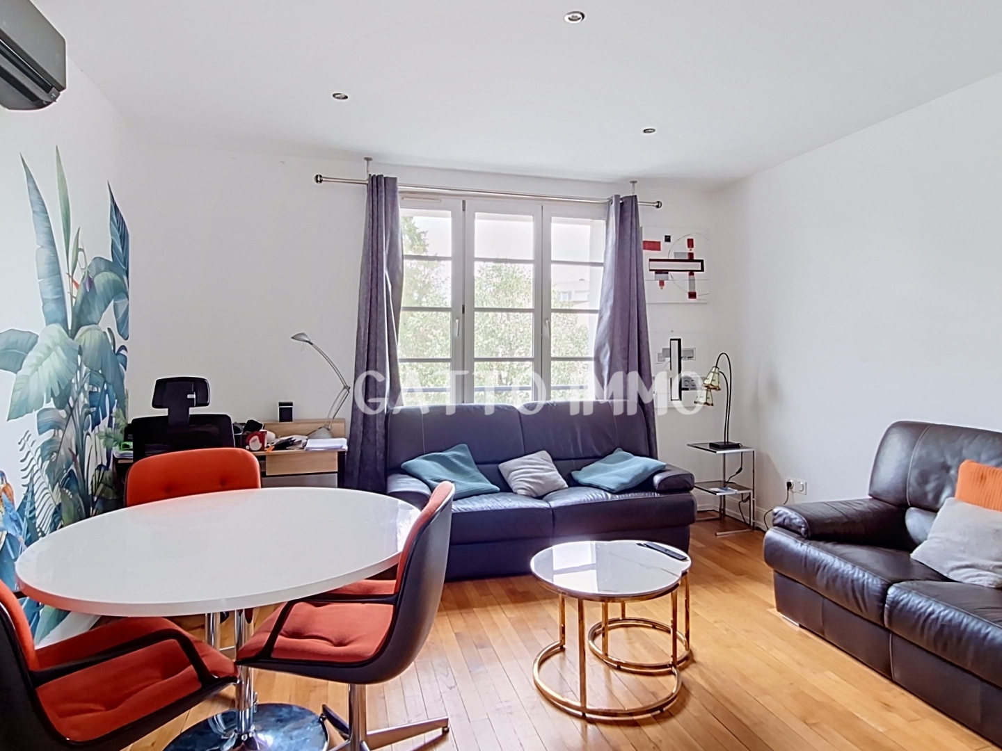 Appartement de 73m2 avec garage.