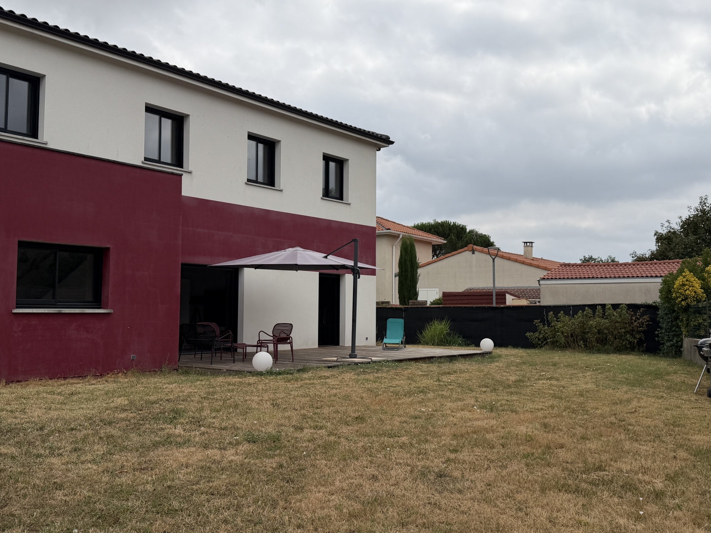 Maison à vendre - 6 pièces - 156m2 - Aussonne (31840)