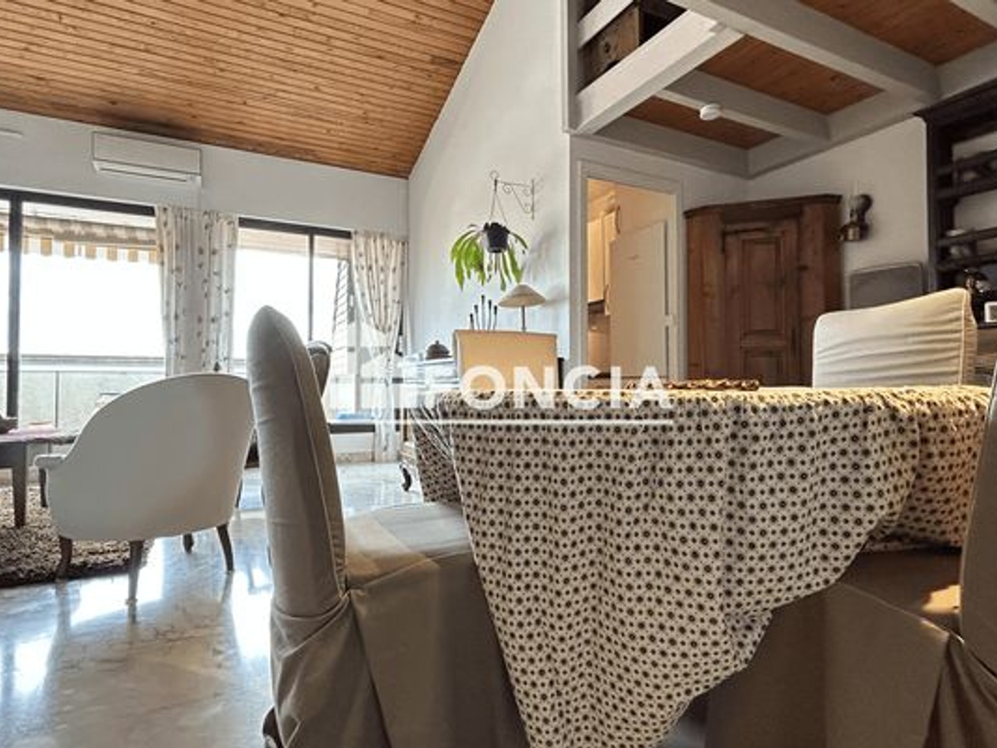 Appartement à vendre - 5 pièces - 103m2 - Villeneuve-Sur-Lot (47300)
