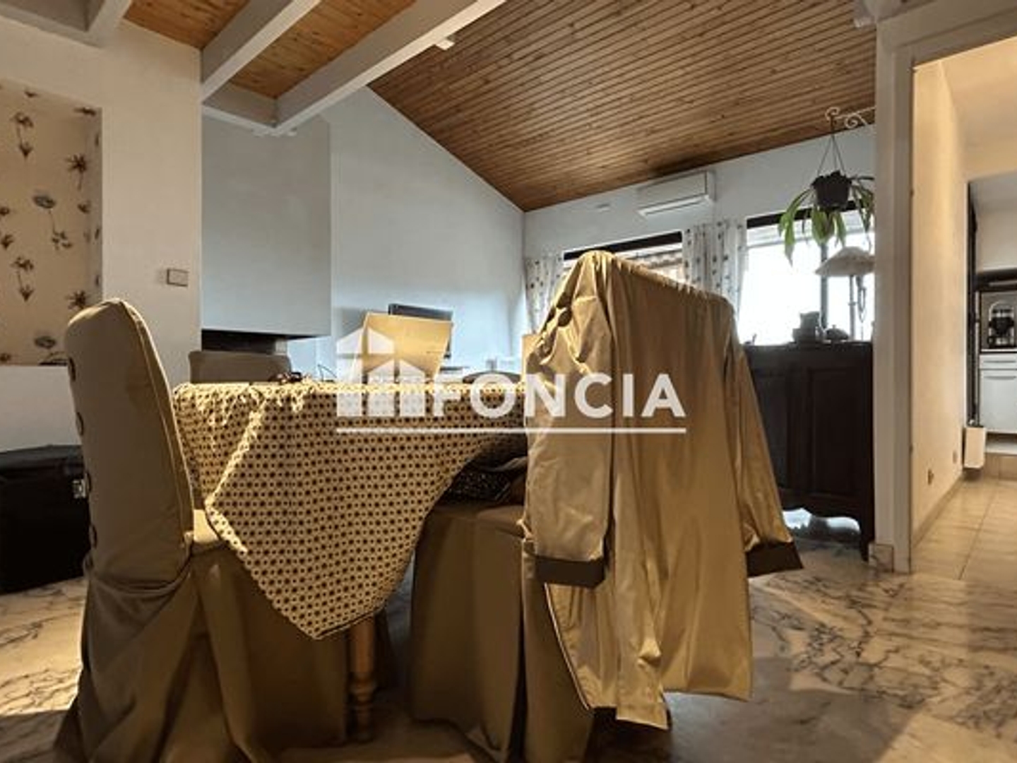 Appartement à vendre - 5 pièces - 103m2 - Villeneuve-Sur-Lot (47300)