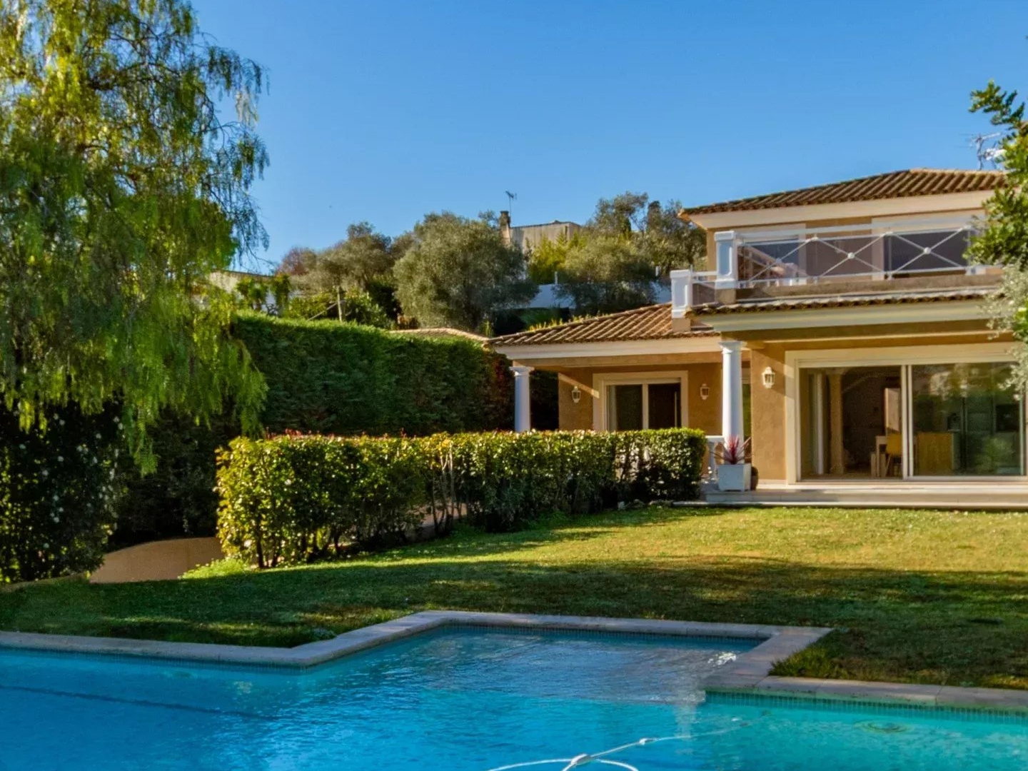 Maison à vendre - 6 pièces - 200m2 - Antibes (06600)