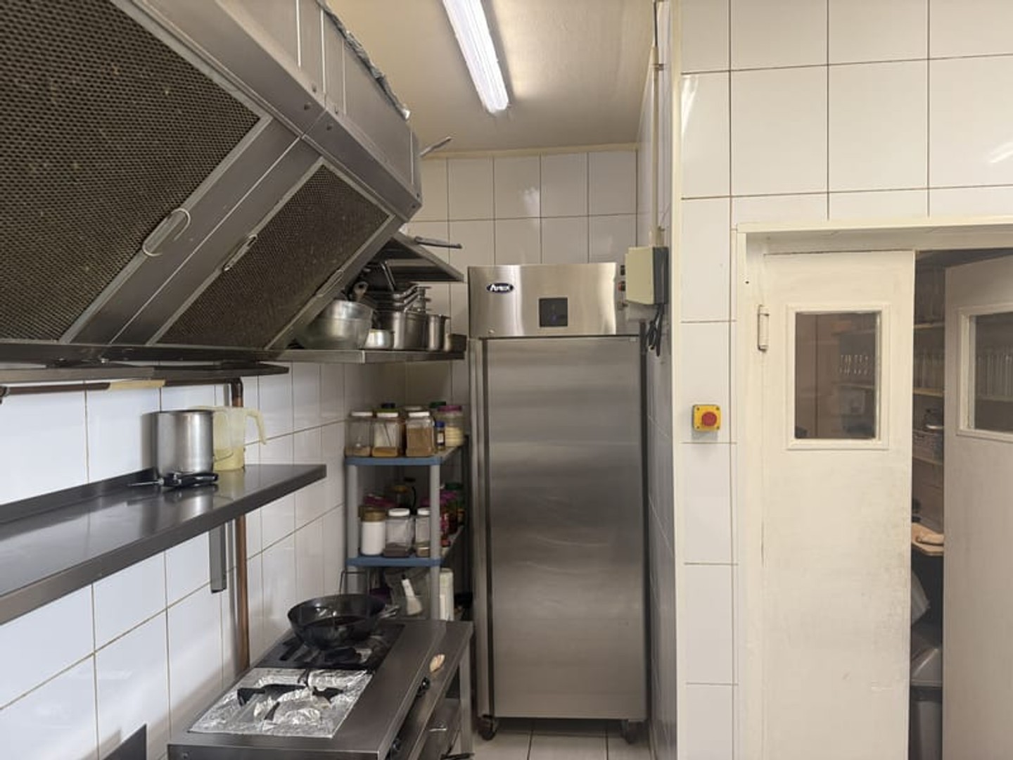 Magasin à vendre - 100m2 - Angers (49100)