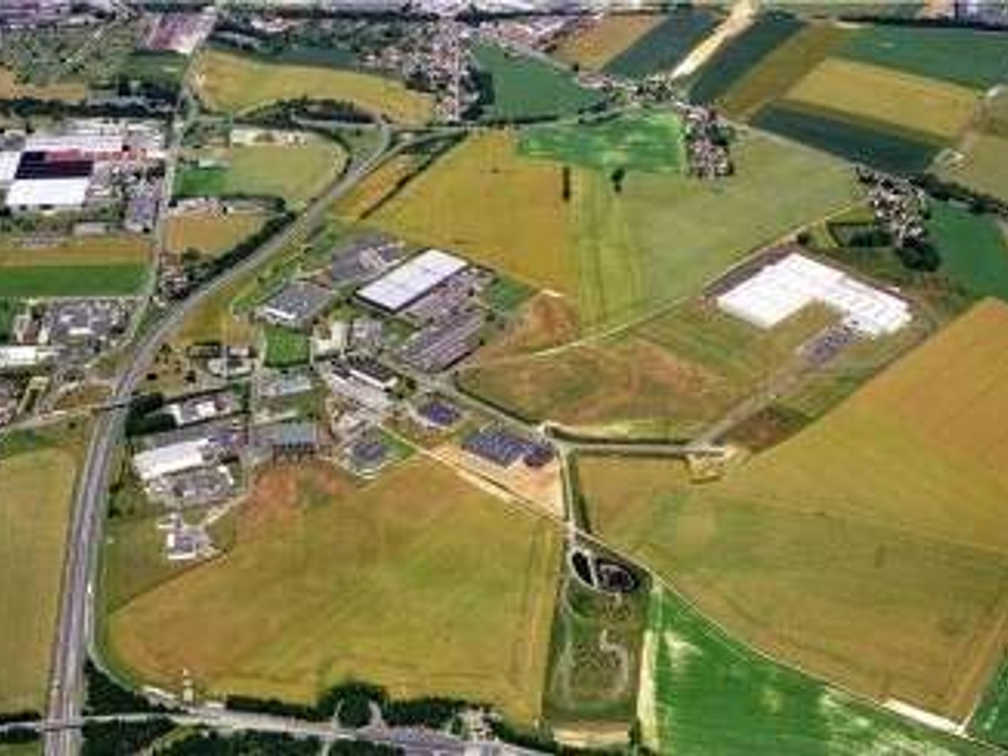 AV terrains en parc industriel le Royeux Gauchy