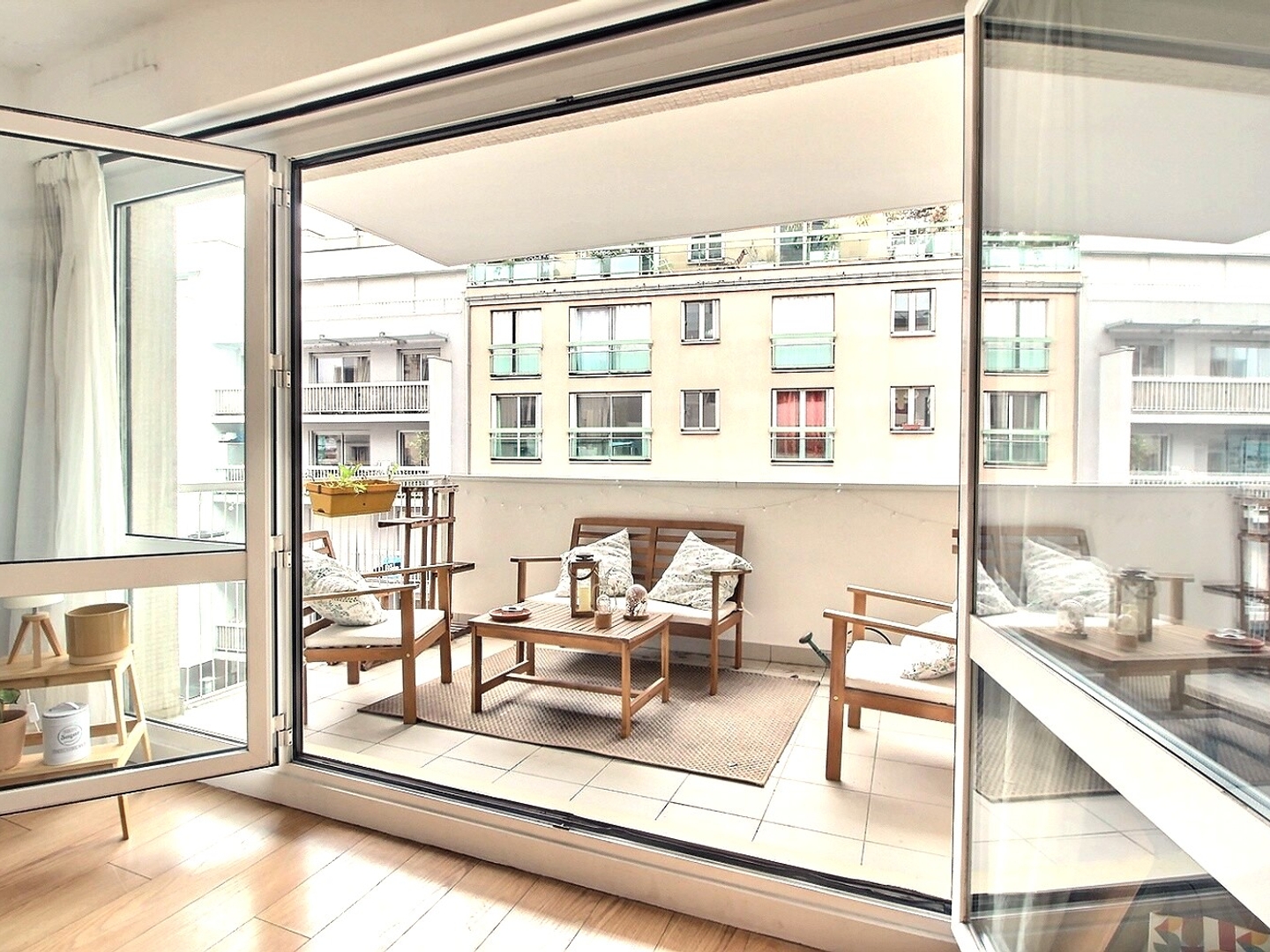 Appartement à vendre - 2 pièces - 47m2 - Paris 19e (75019)