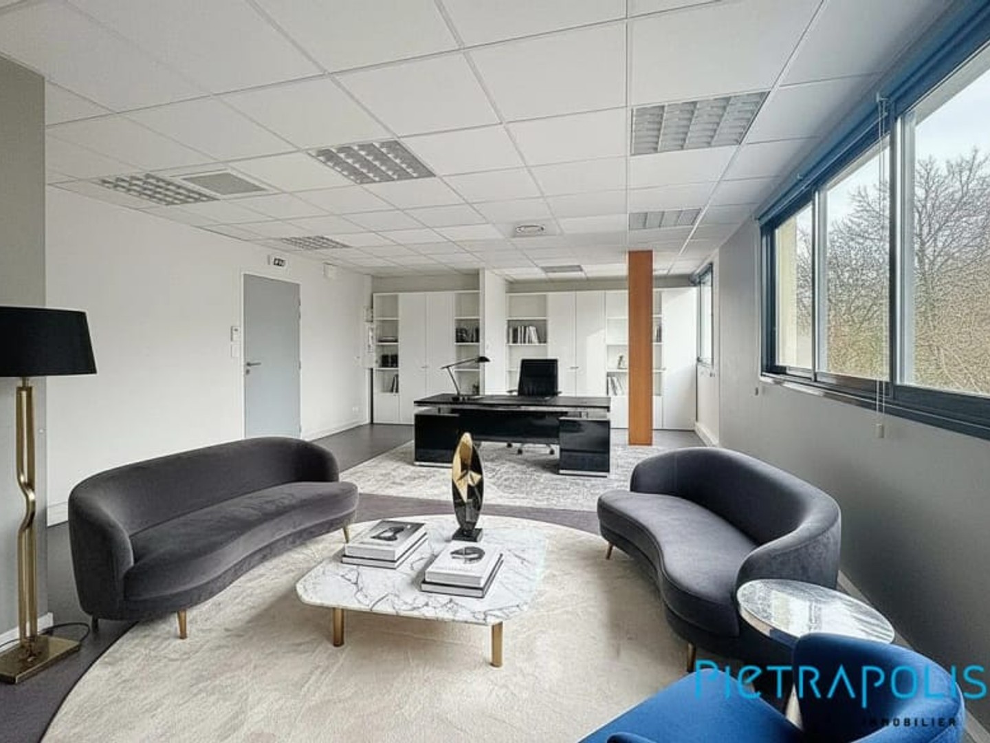 Local 1 pièce 46 m²