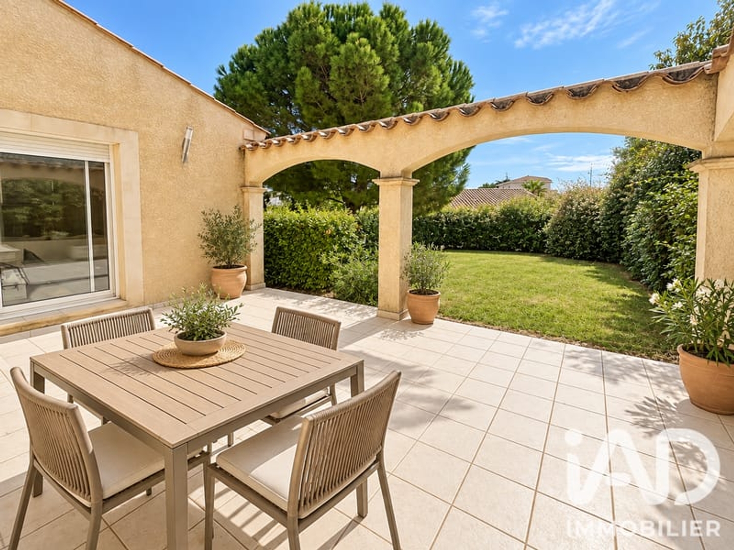 Maison à vendre - 6 pièces - 145m2 - Villeneuve-Lès-Ma... (34750)