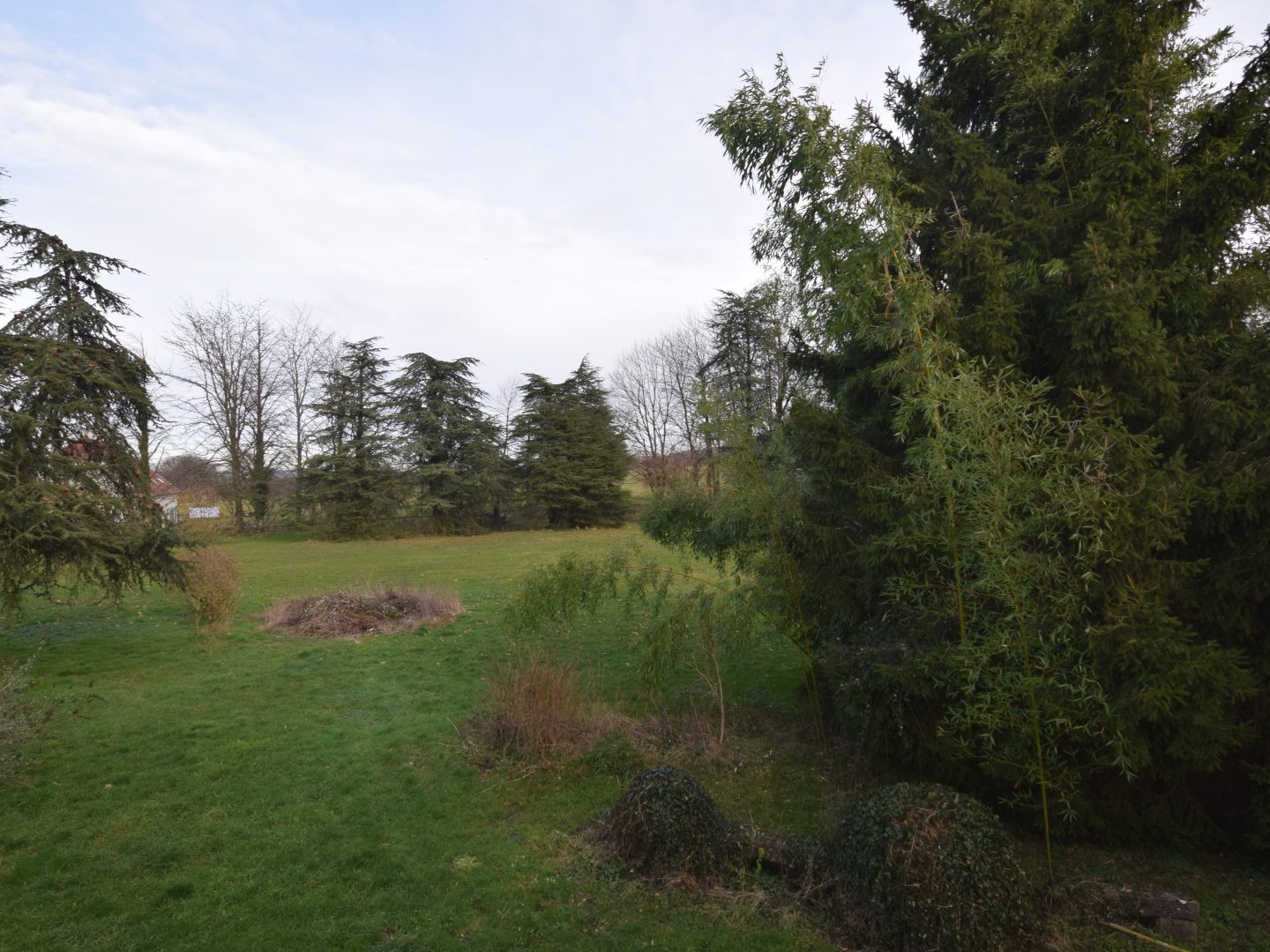 Maison à vendre - 10 pièces - 242m2 - Frasne-Les-Meulières (39290)