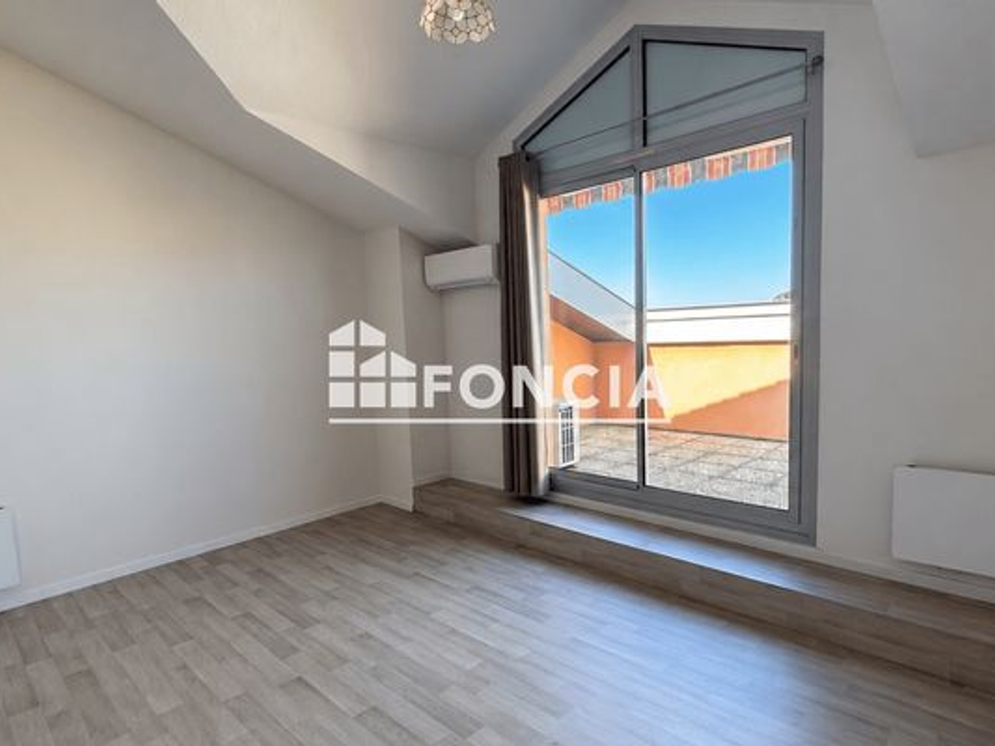 Studio 1 pièce 38 m²