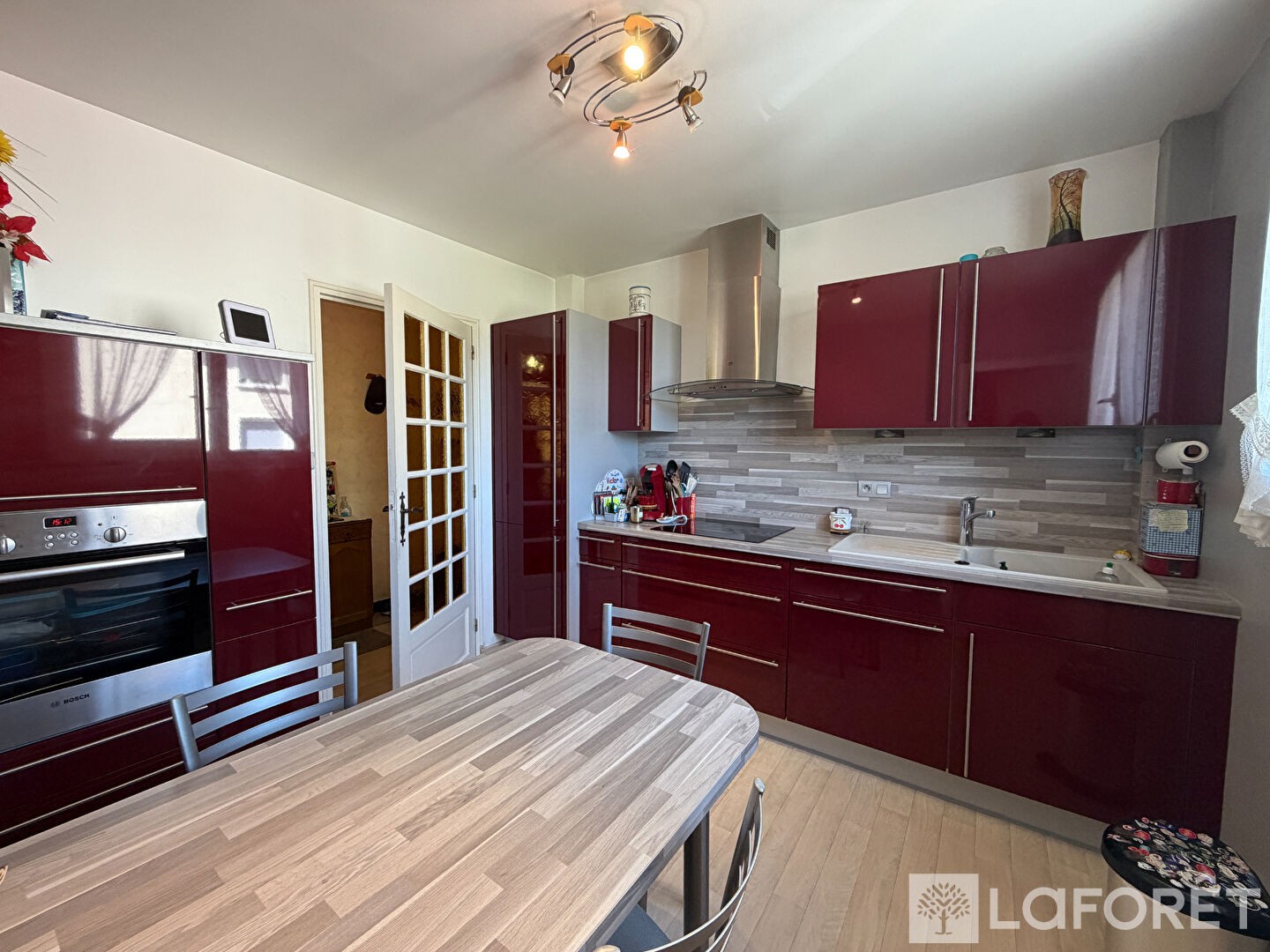Appartement 4 pièces 77 m²