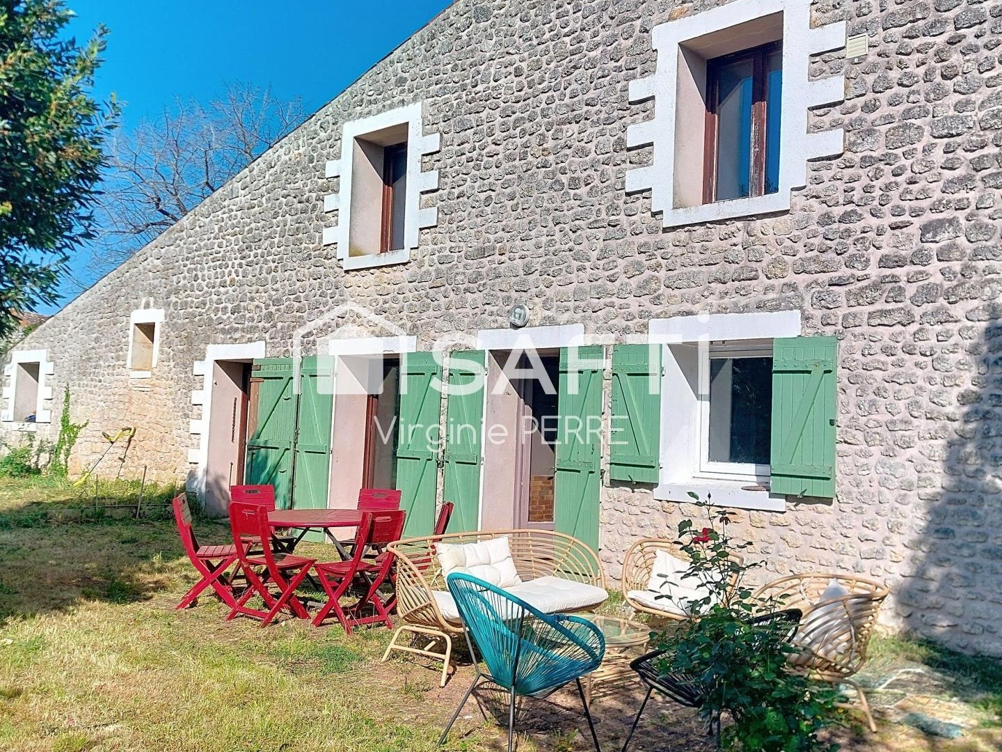MAISON CHARENTAISE - 200m2 - 4 Chambres - BALANZAC (17600)