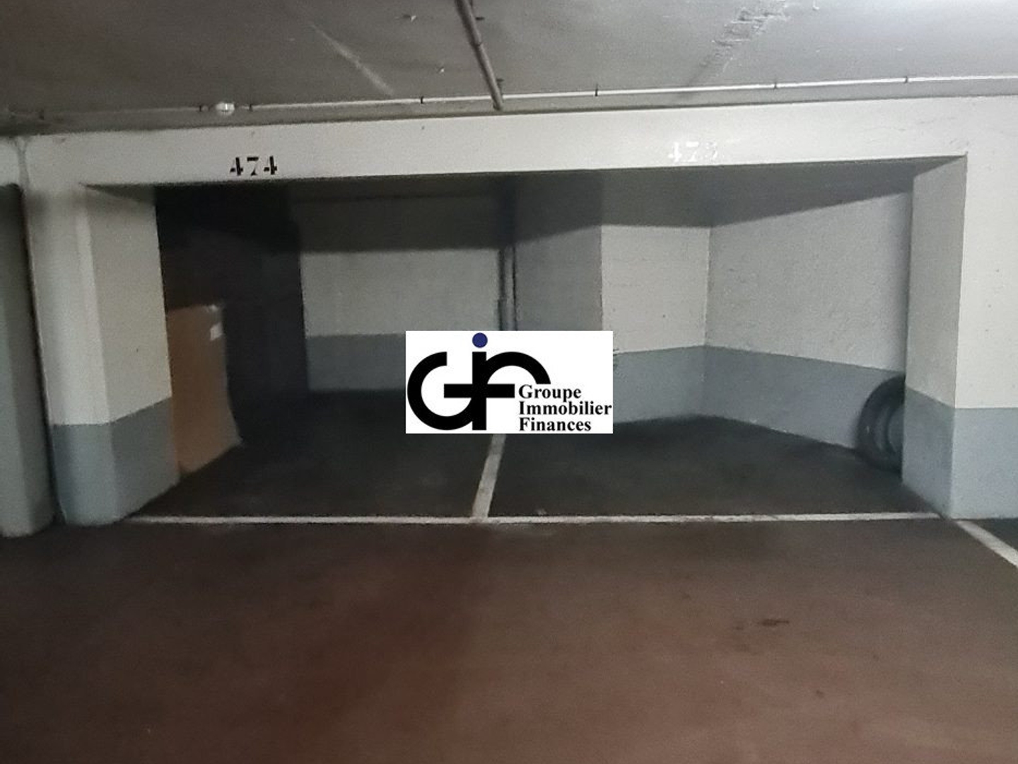 Parking / garage / box à vendre - 10m2 - Paris 16e (75016)