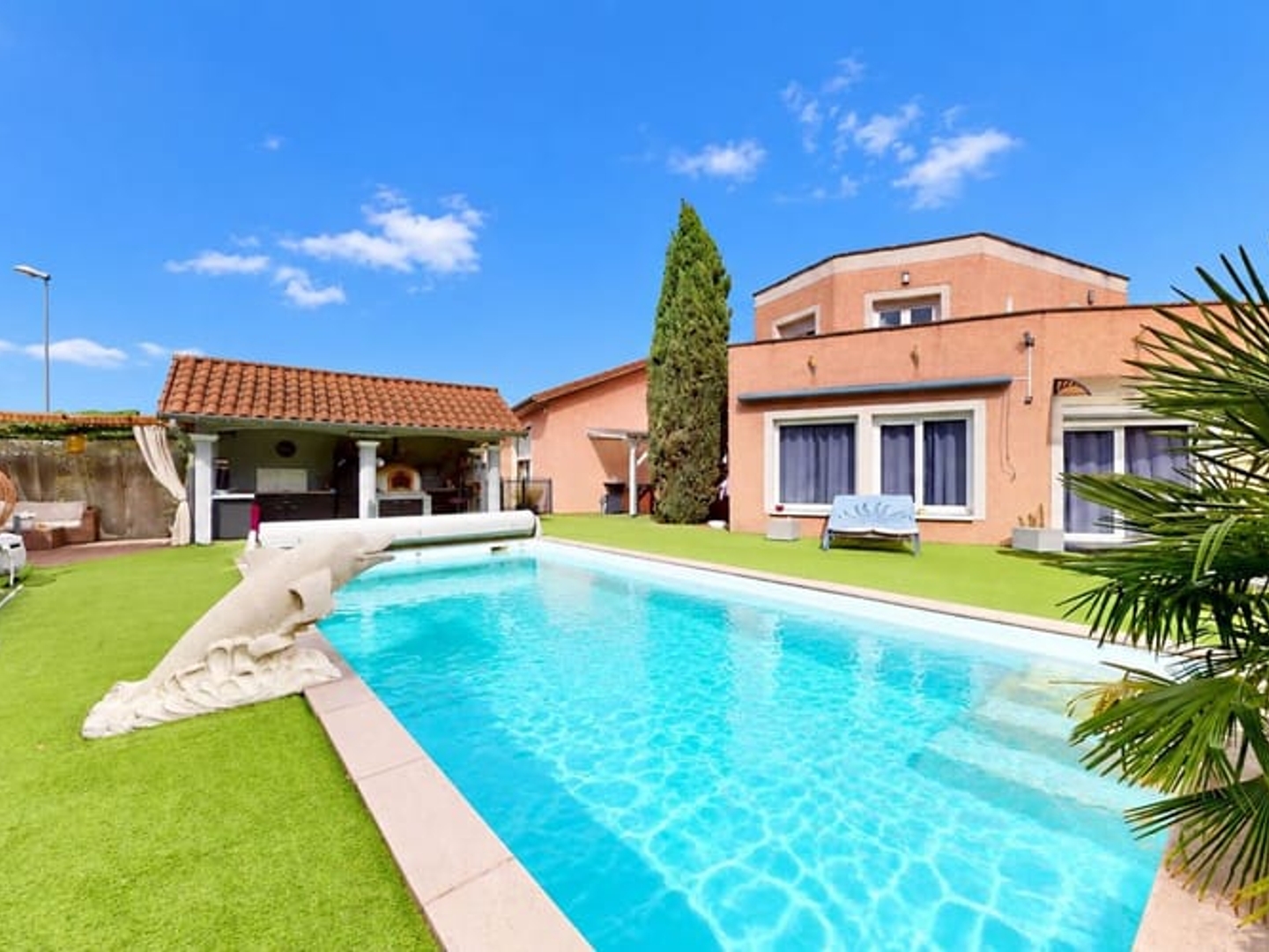 Maison 7 pièces 264 m²