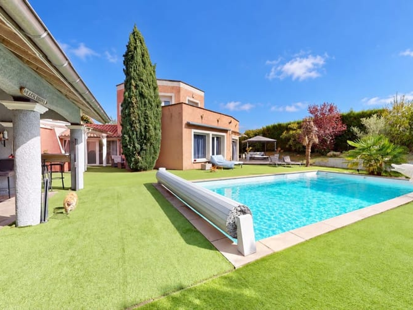 Maison à vendre - 7 pièces - 264m2 - Chavanoz (38230)