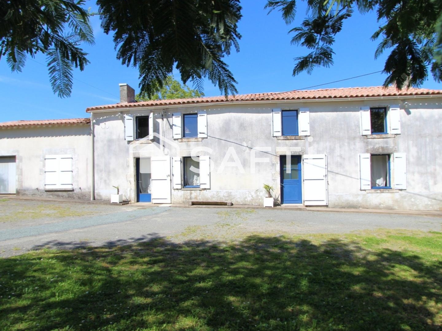 MAISON 3 CHAMBRES / TERRAIN / DÉPENDANCES