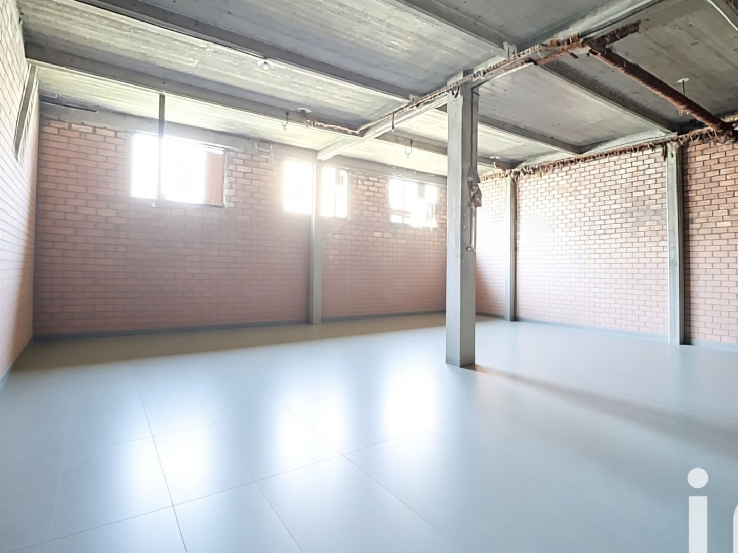Immeuble 179 m²