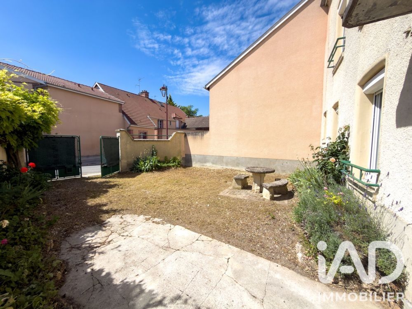 Maison à vendre - 5 pièces - 147m2 - Le Mesnil-Sur-Oger (51190)