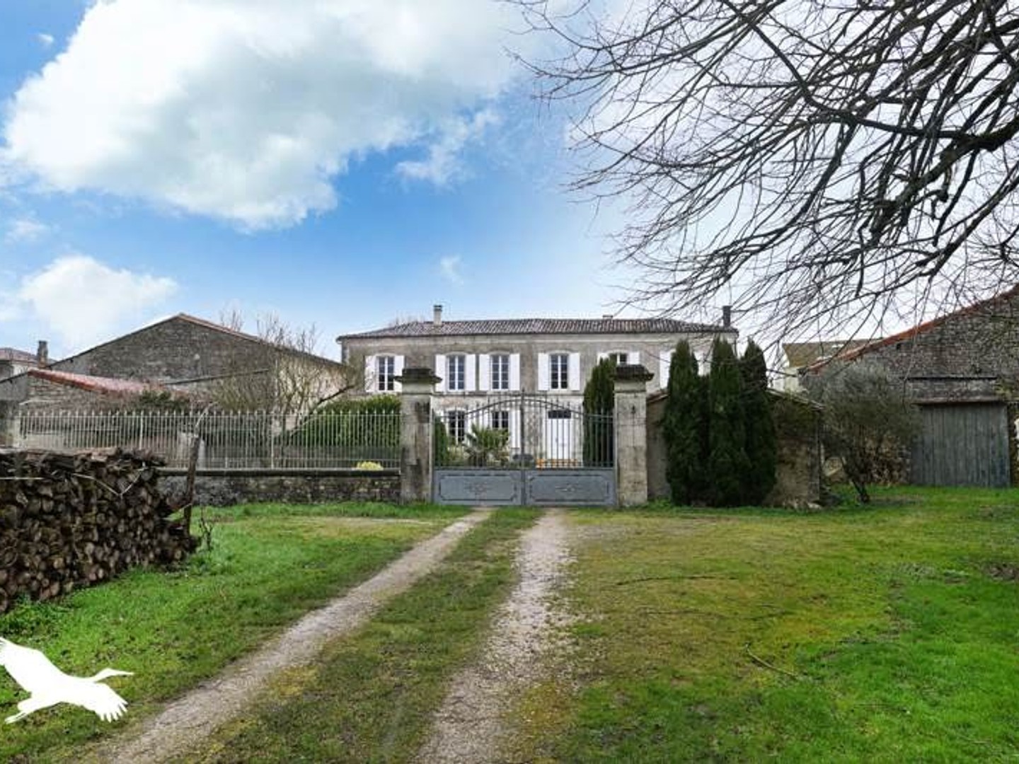 Maison 11 pièces 315 m²