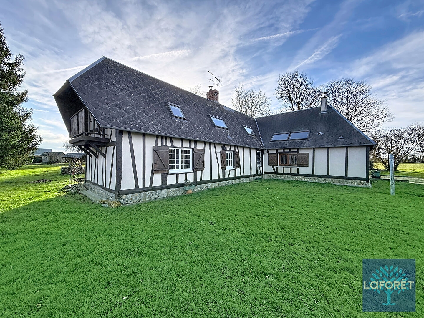 Maison à vendre - 6 pièces - 147m2 - Mesnil-En-Ouche (27330)