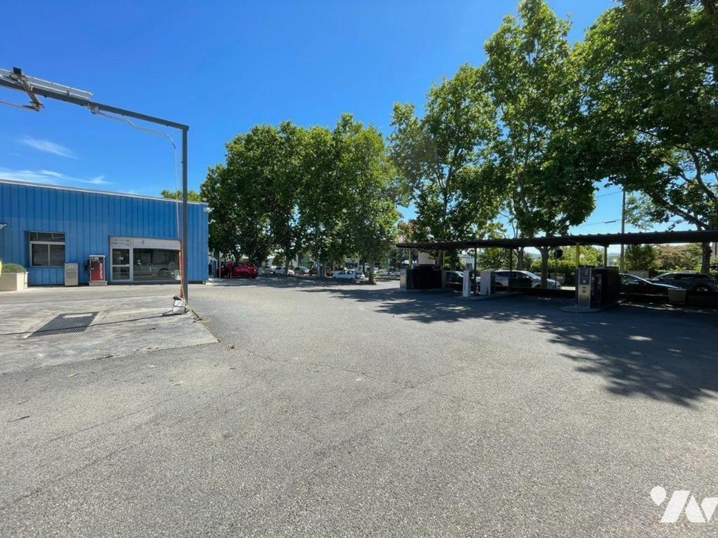 Magasin à vendre - 170m2 - Manosque (04100)