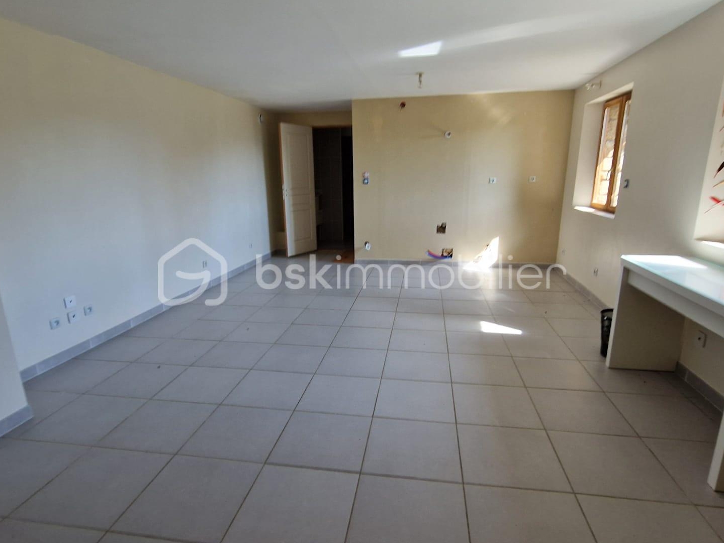 Maison à vendre - 10 pièces - 214m2 - Le Cheylard (07160)