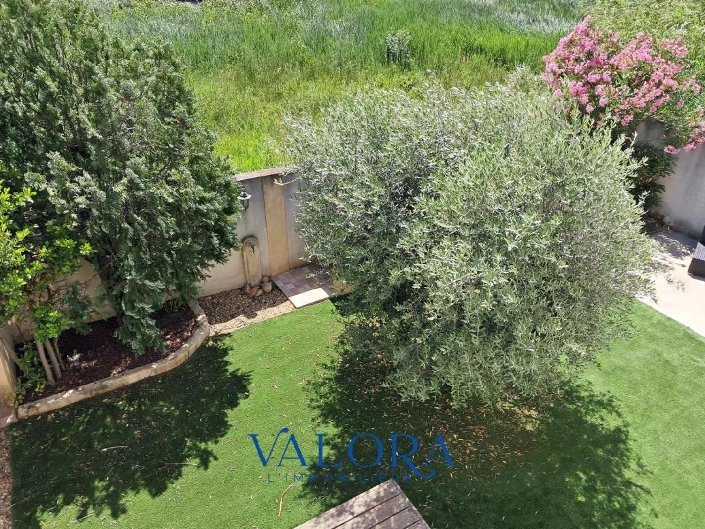 Vends mas - 65 m² - 3 pièces, 2 chambres - Saint-Rémy-de-Provence 13210