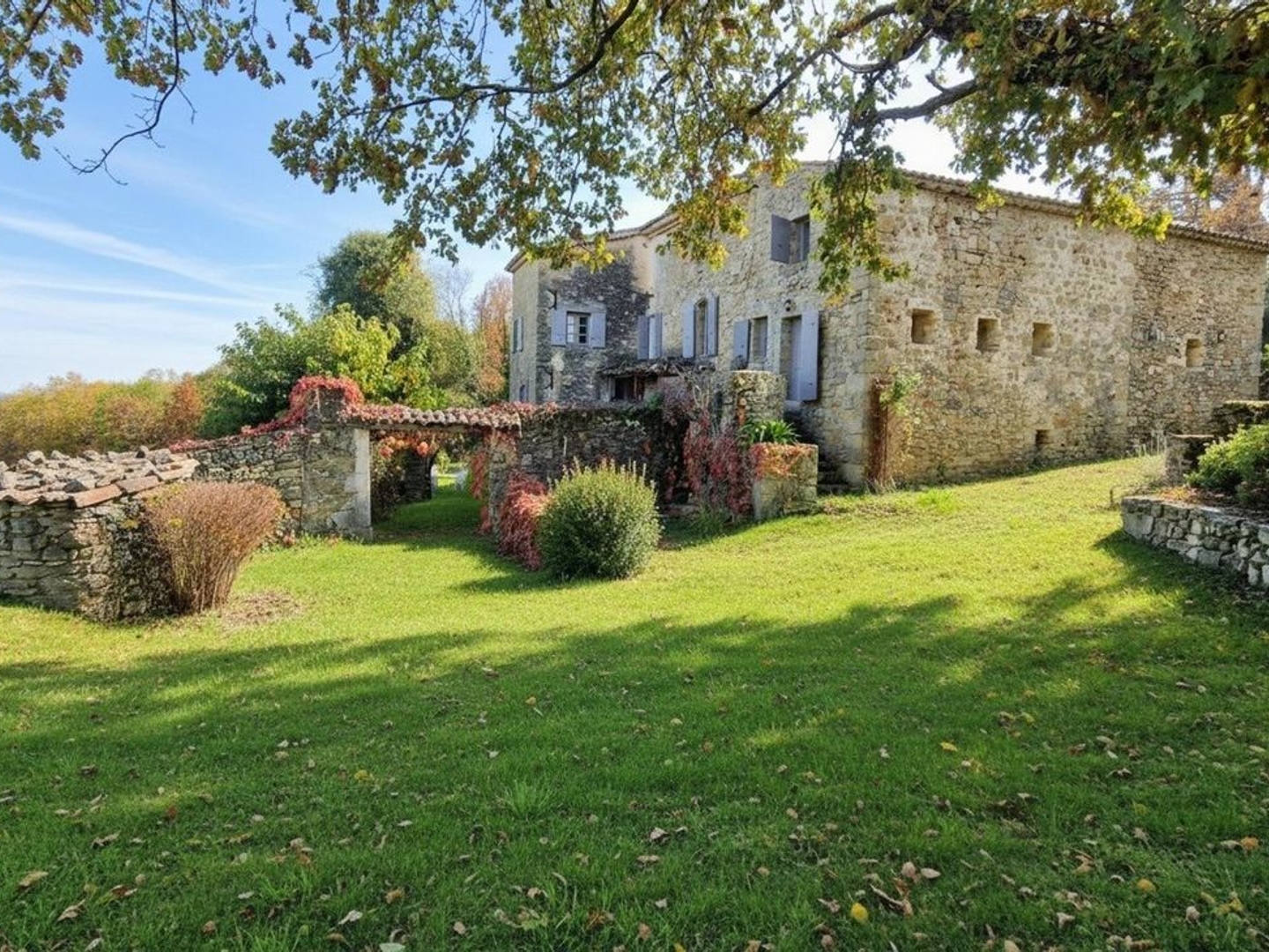Maison à vendre - 10 pièces - 280m2 - Simiane-La-Rotonde (04150)