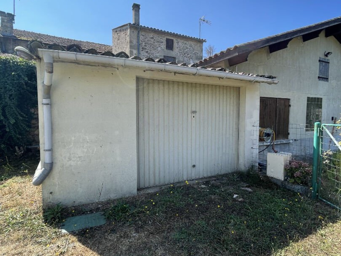 Maison à vendre - 5 pièces - 128m2 - Lamothe-Montravel (24230)