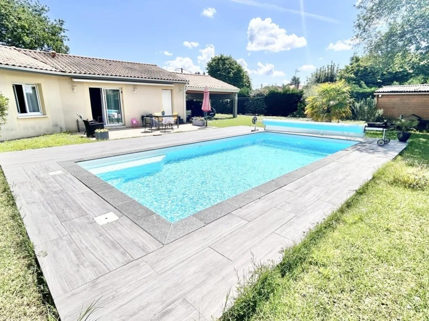 Maison Familiale de 120m² avec Piscine à Gauriaguet